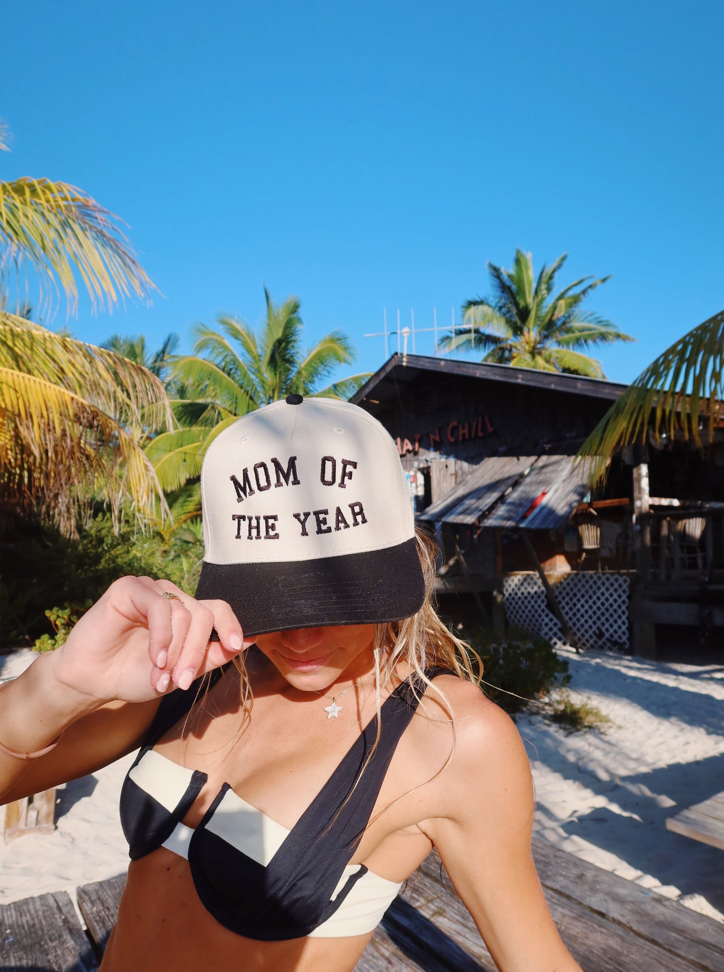 MOM OF THE YEAR