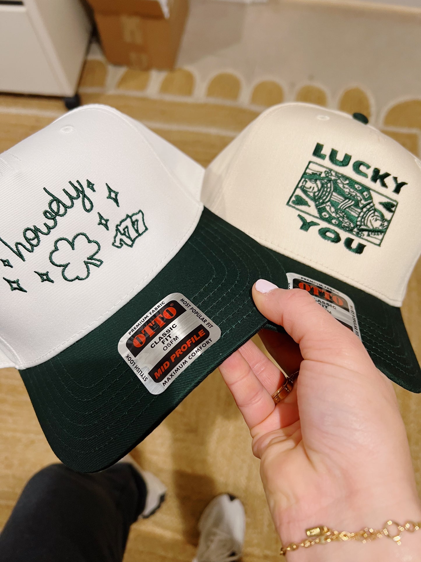 LUCKY YOU CARDS !!!