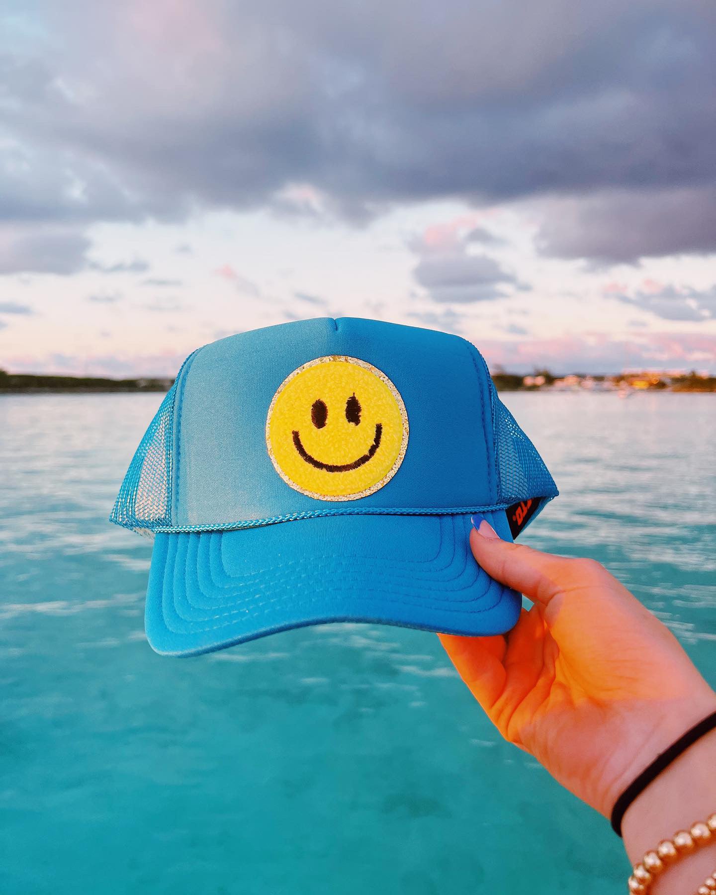 ELECTRIC BLUE WITH YELLOW SMILEY ☻