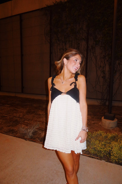 CREAM & WHITE PARTY DRESS