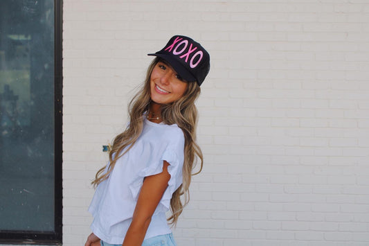 XOXO VALENTINES TRUCKER HAT ☻