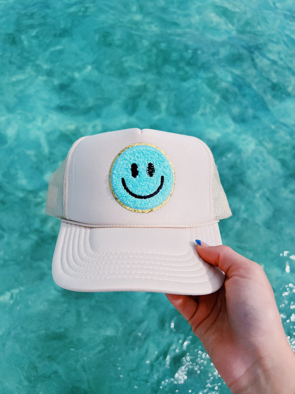TAN TRUCKER WITH BLUE SMILEY  ☻